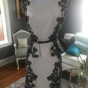 Stunning 2 peice skirt and peplum top from WhBM